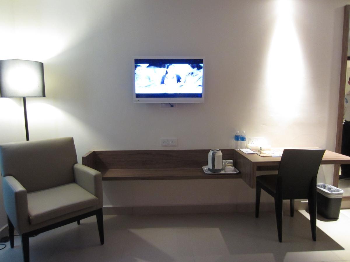 D Hotel Seri Iskandar Habitación foto